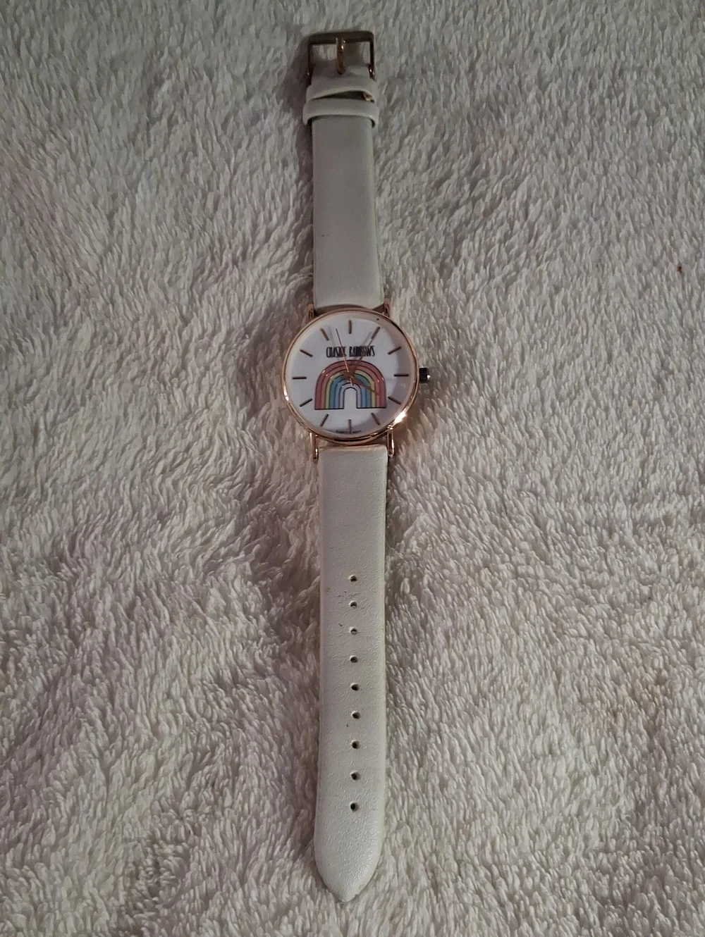 Geneva VINTAGE White Strap Watch with Pastel [Chasing Rainbows] Dial
